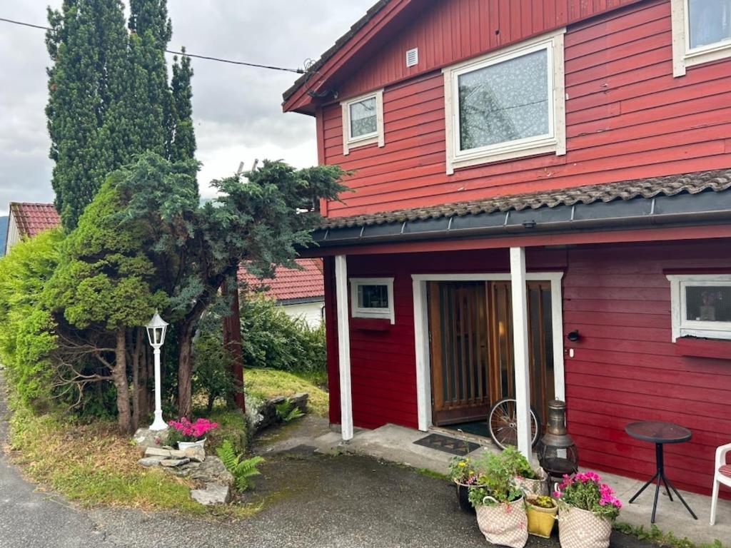 Line Pa Hauane1 Bed & Breakfast Volda ภายนอก รูปภาพ
