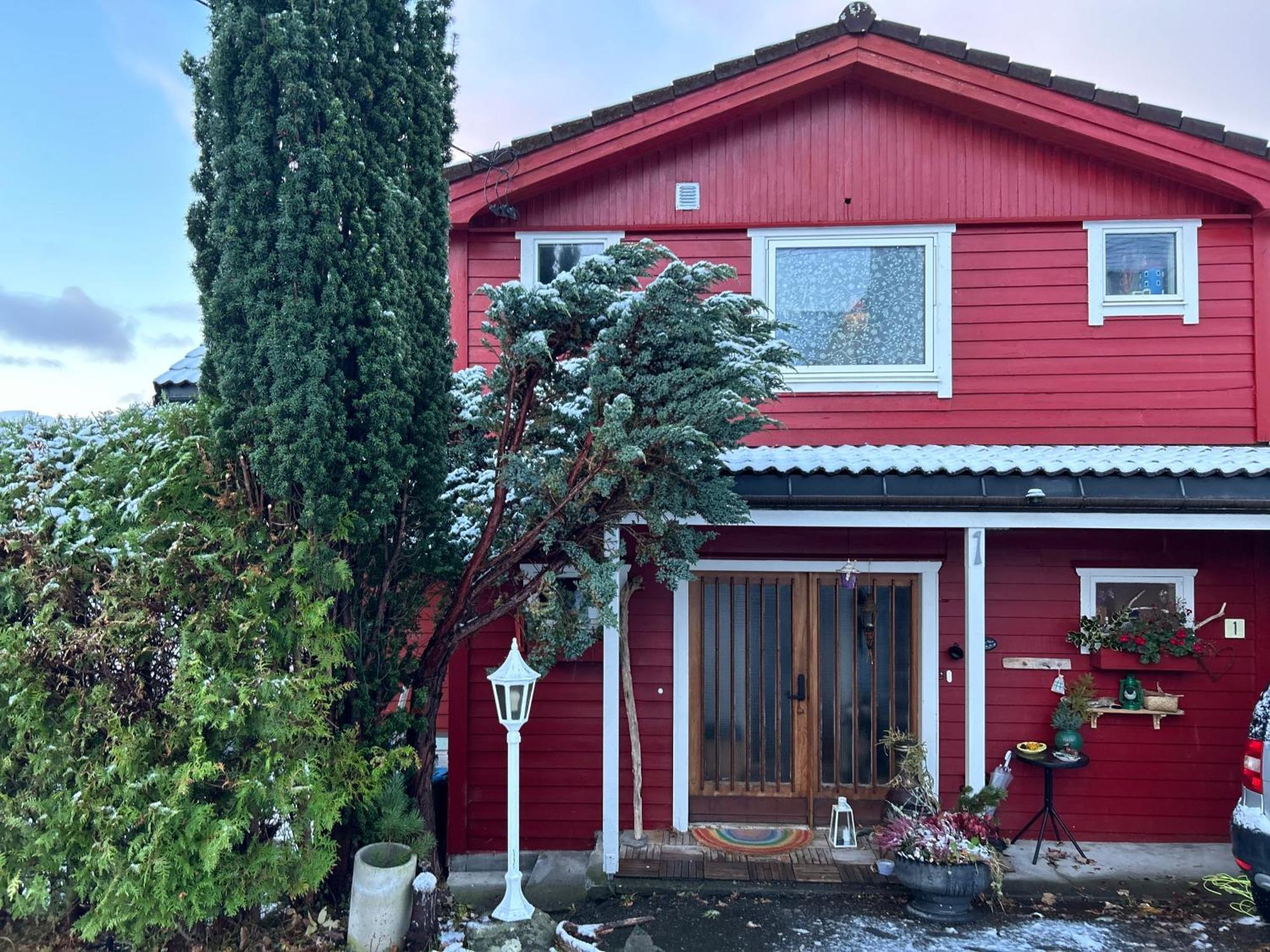 Line Pa Hauane1 Bed & Breakfast Volda ภายนอก รูปภาพ